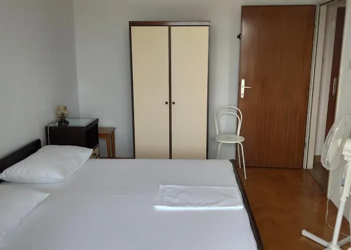 Corkalo アパート *